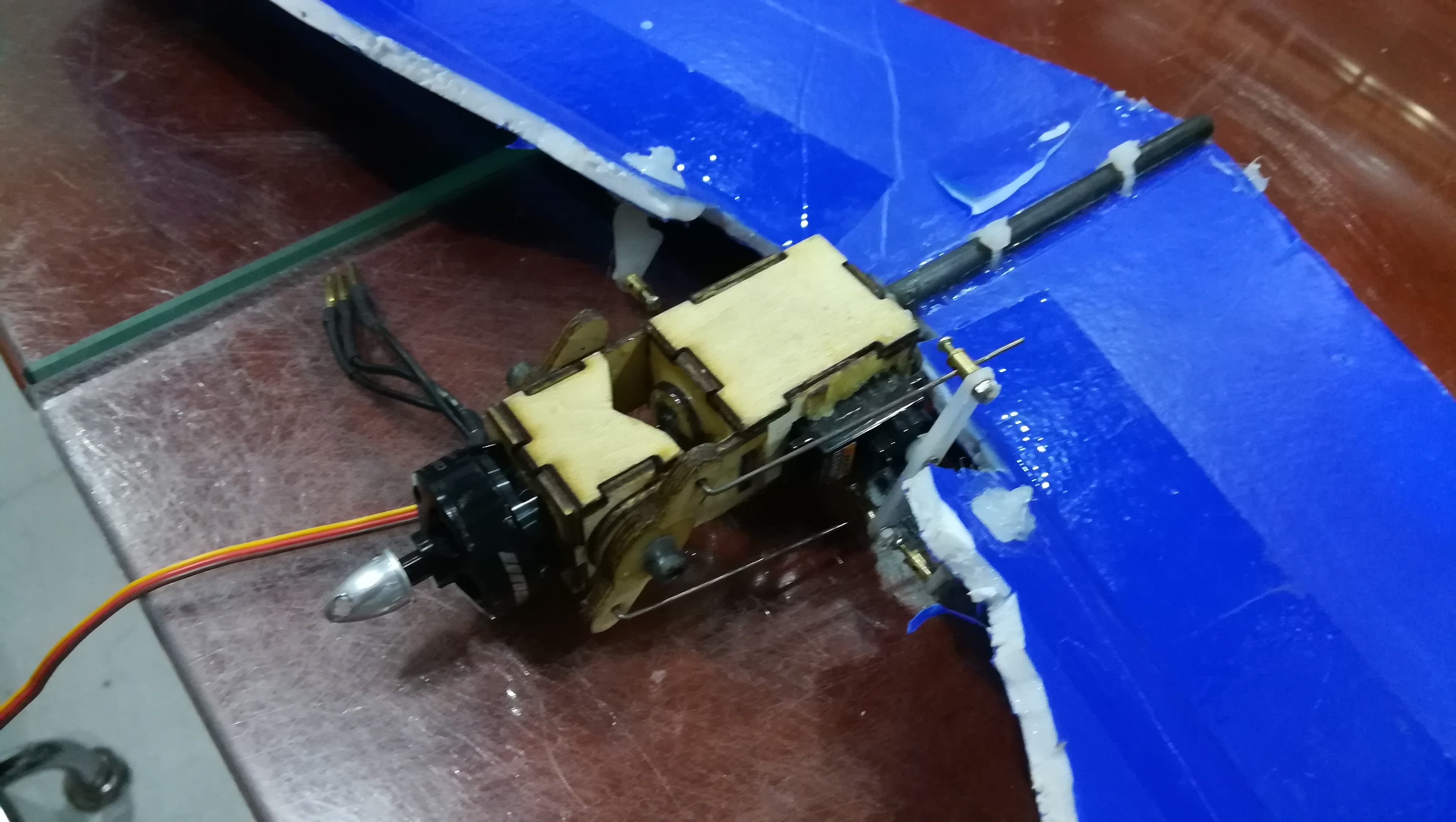 图12 组装完成的尾部倾转结构